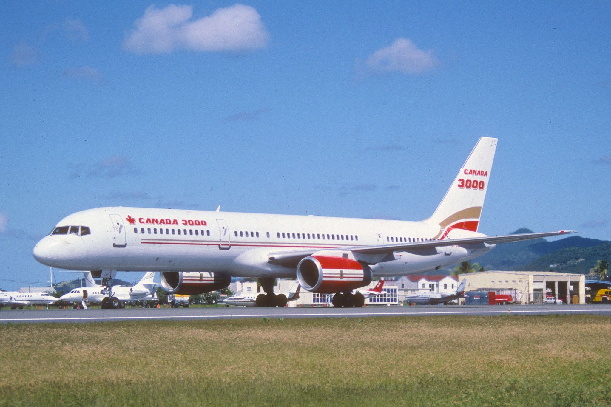 Distinctive Twinjet: How To Identify The Boeing 757