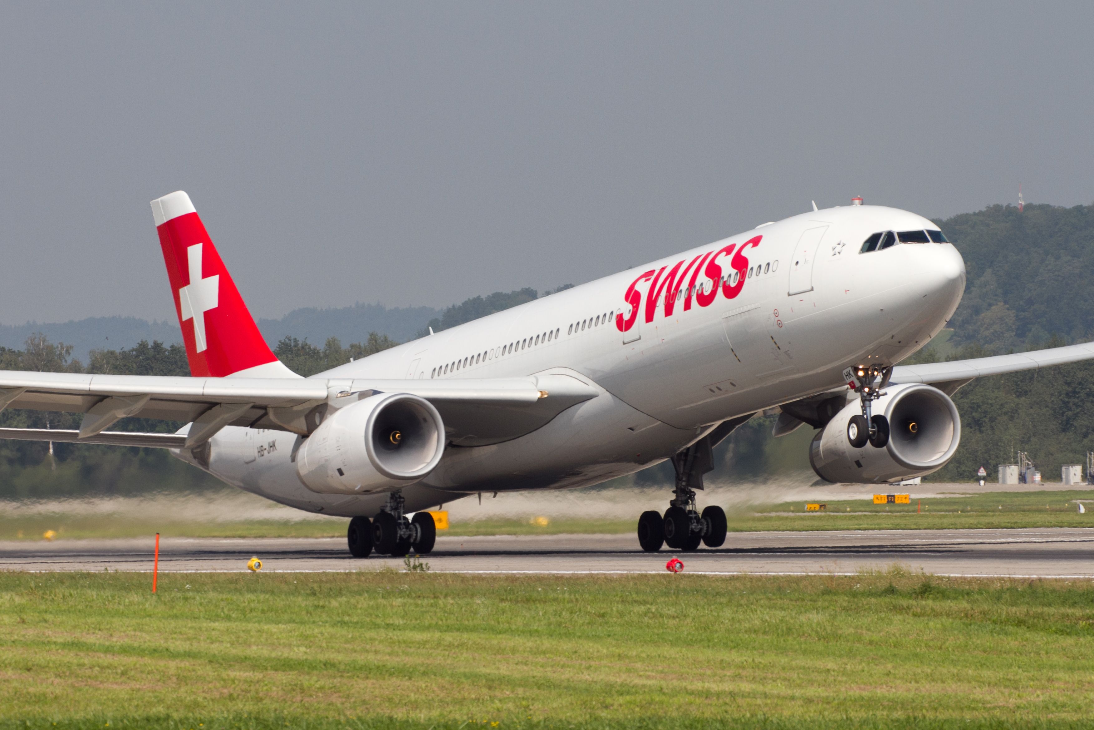 Under 250 Nautical Miles: Europe's 10 Shortest Widebody Flights This Summer