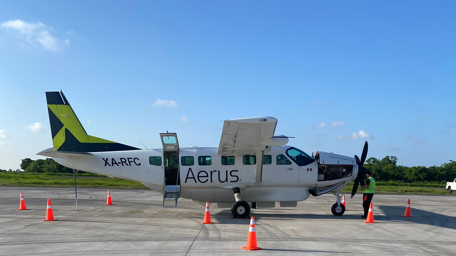 New Mexican Airline Hopes To Fly To Texas