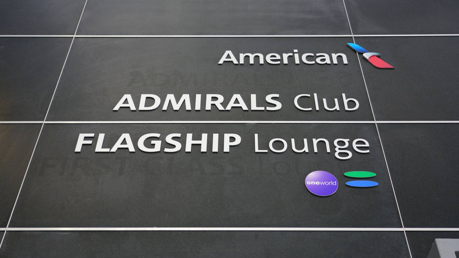 Does The American Airlines Admirals Club Or Alaska Lounge+ Membership ...