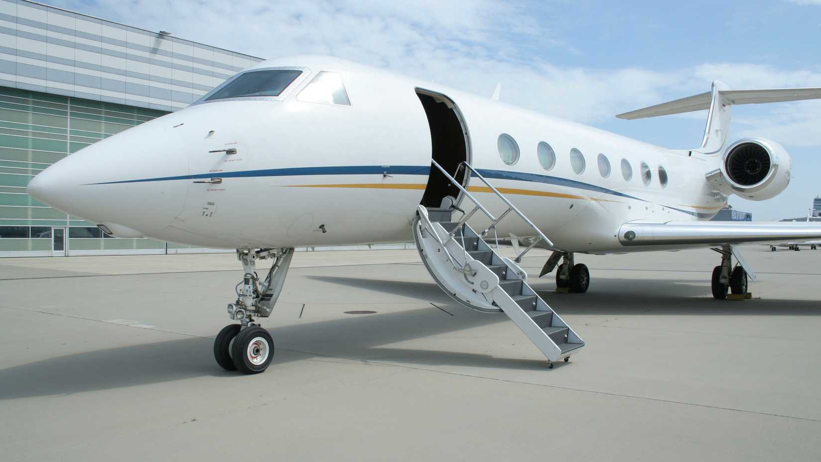 What Are The 5 Largest Gulfstream Jets?