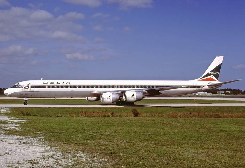 Delta Air Lines DC-8