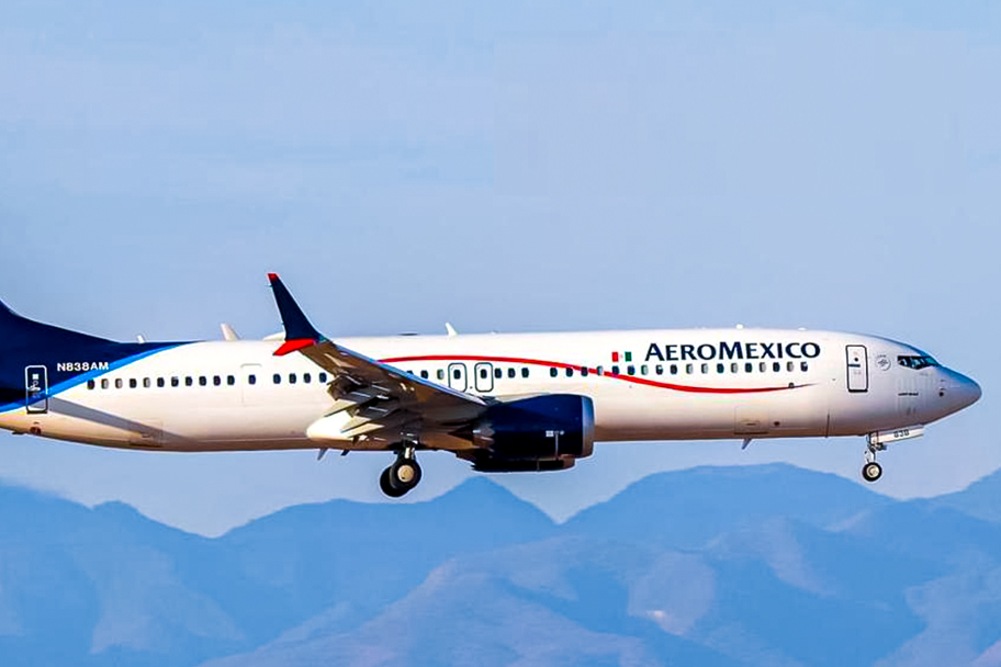 Aeromexico Celebrates 15 Years Of Flying To Denver International Airport