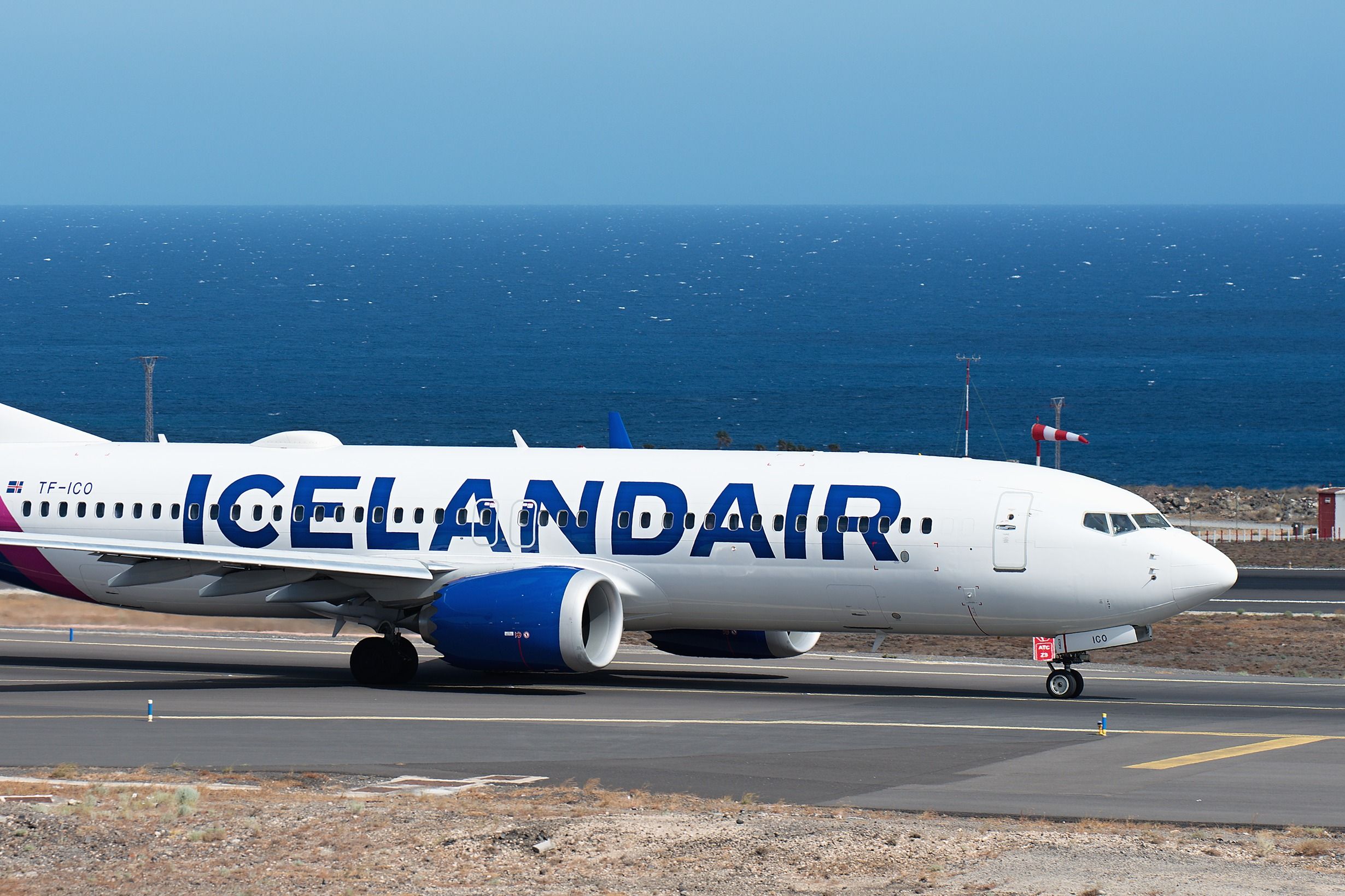 Icelandair Anticipates Profit Growth in 2024 Despite Volcano Eruption