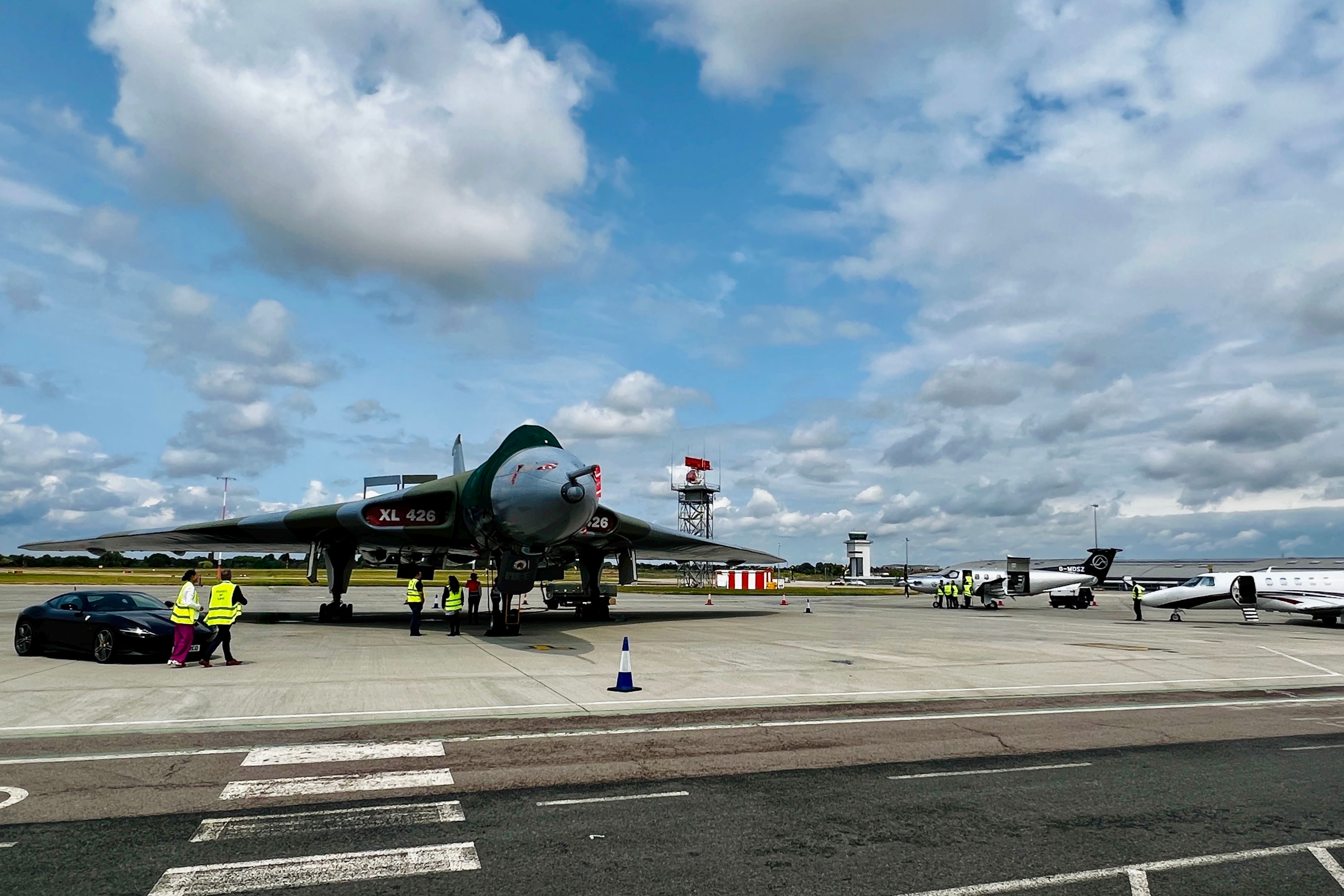 Which UK Commercial Airports Have Preserved Avro Vulcans On Display?