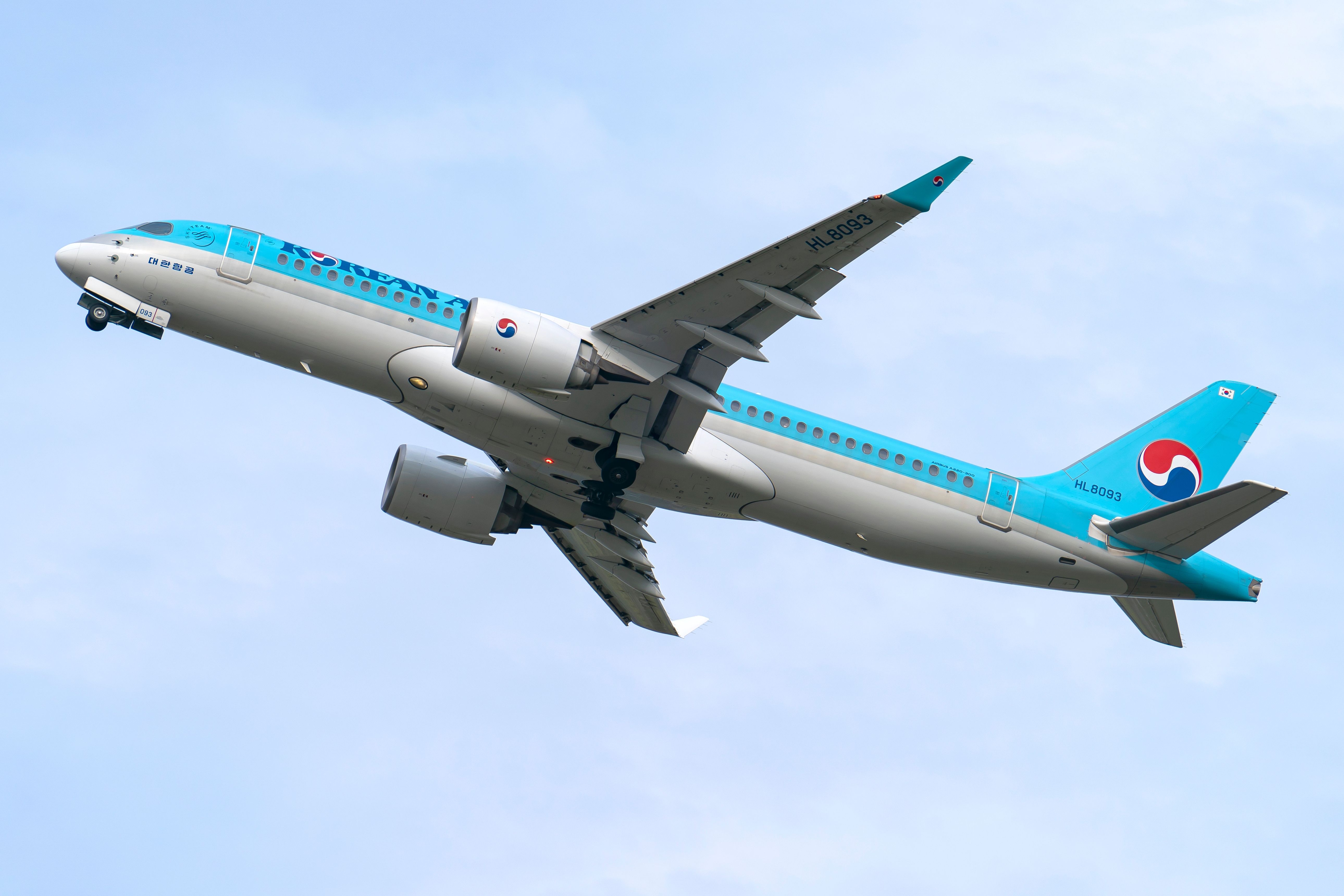 Korean Air Could Retire Its Airbus A220s Following Merger With Asiana Airlines
