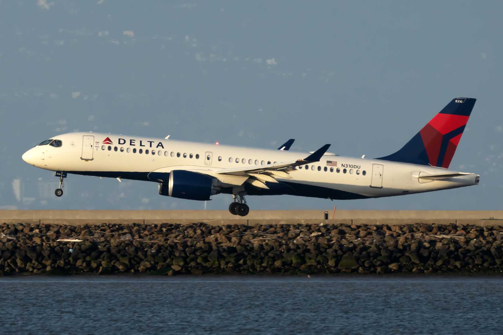 N310DU Delta Air Lines Airbus A220-300