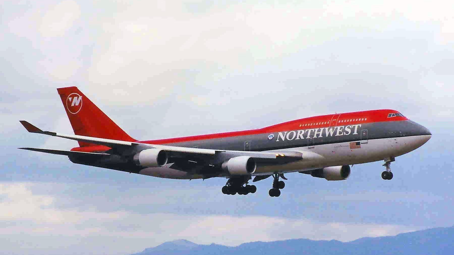Northwest Airlines Flight 85 - A Cabin Crew Perspective