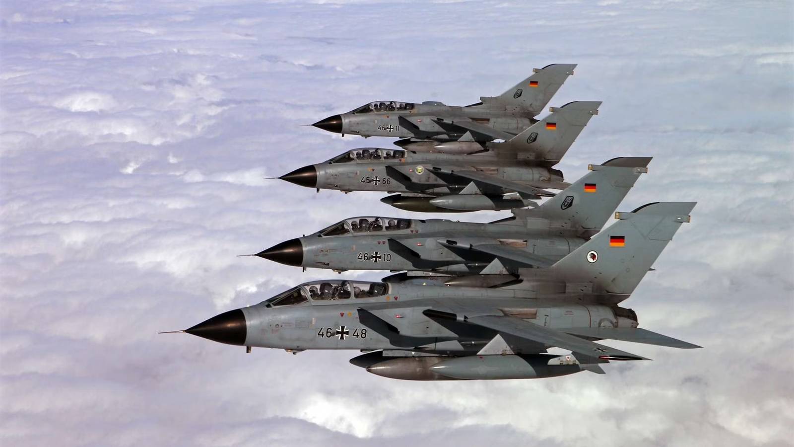 Variable-Sweep Multi-Role Combat Aircraft: The Story Of The Panavia Tornado
