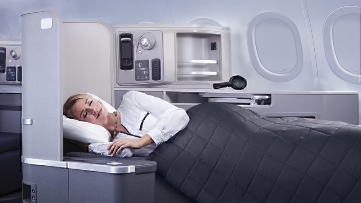 Does American Airlines First Class Have Beds?