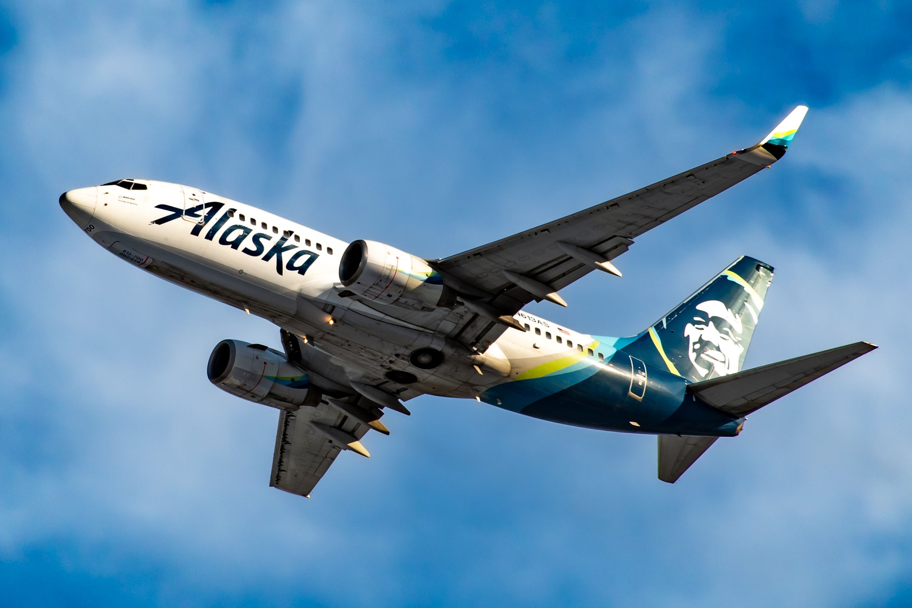 Flight Review: Alaska Airlines ‘Milk Run’ On A Boeing 737-700