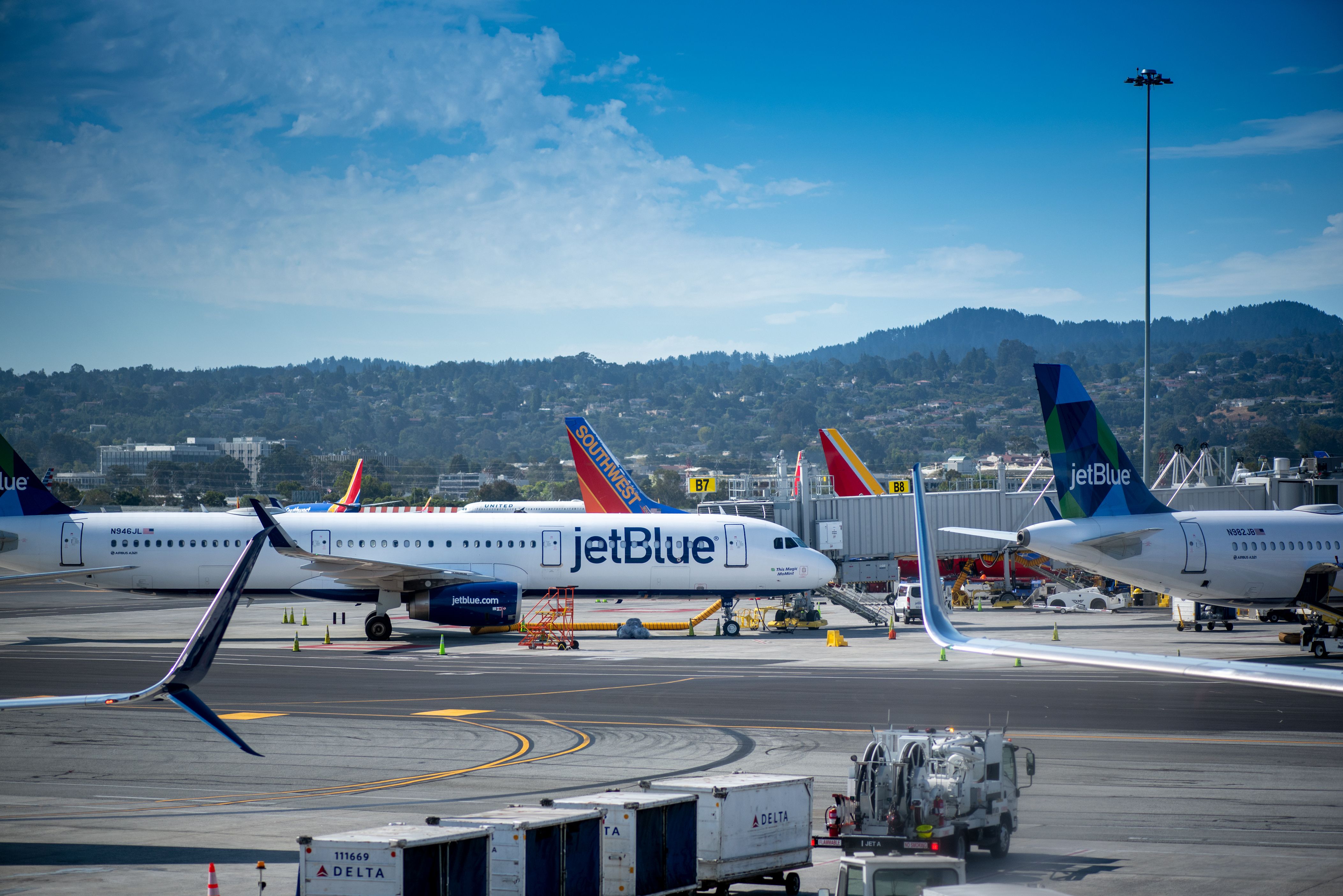 Top 5: The Most Expensive US Flight Routes In 2024 & How Their Fares Have Risen