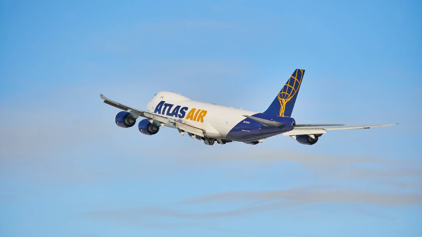 NTSB Releases Preliminary Report Following Atlas Air Boeing 747-8 Engine Fire In Miami