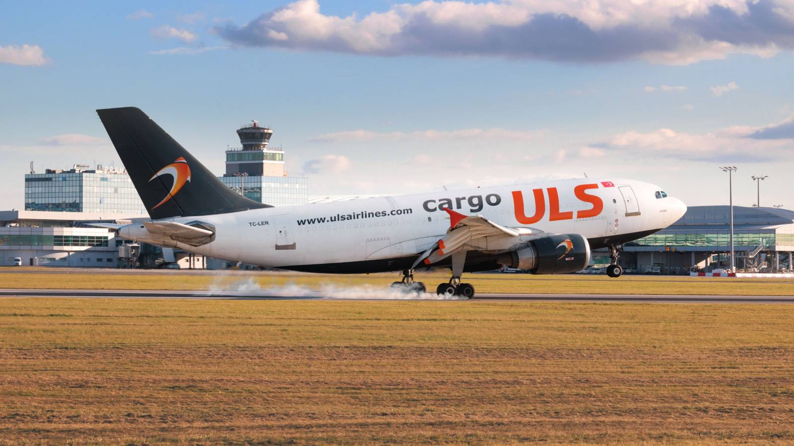 42 Years Of Flight: A Look At The Operators Still Flying The Airbus A310 In 2024