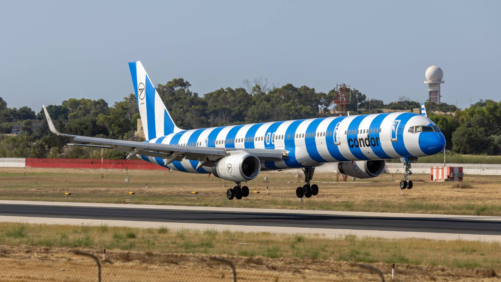 Flying Pencil: Where Is Condor Flying Its Boeing 757-300s In 2024?