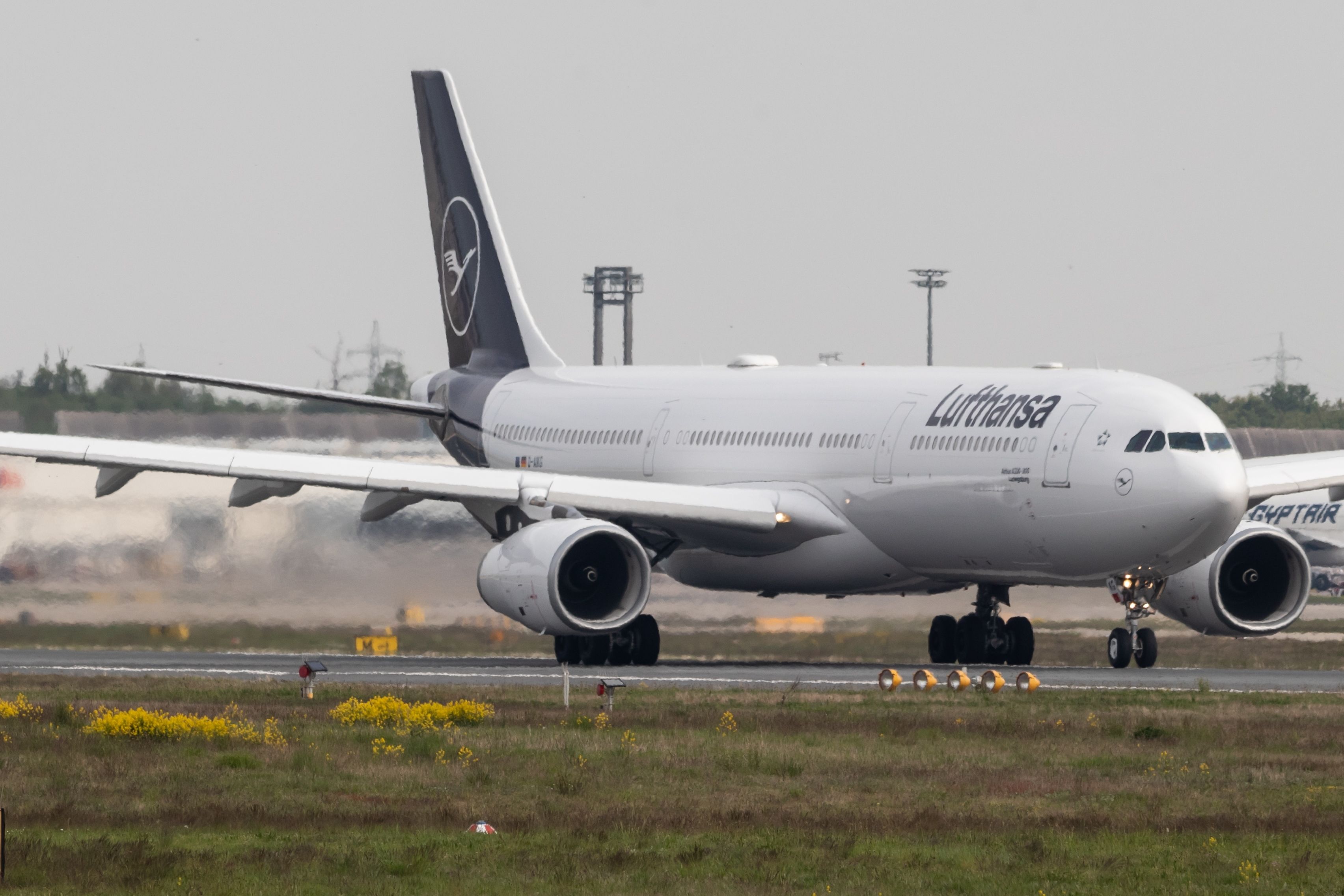 Lufthansa Airbus A330 Returns To Frankfurt Due To Engine Malfunction