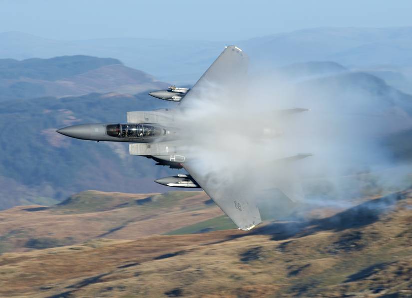 Top 5: The World's Fastest Fighter Jets