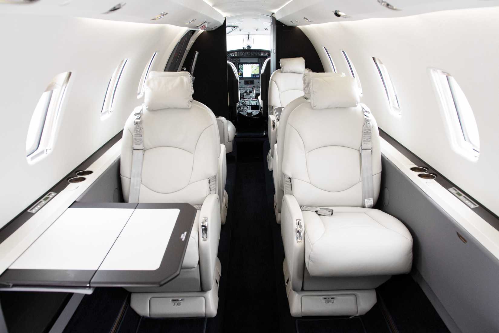 The Versatility Of Midsize Jets: Balancing Comfort And Cost