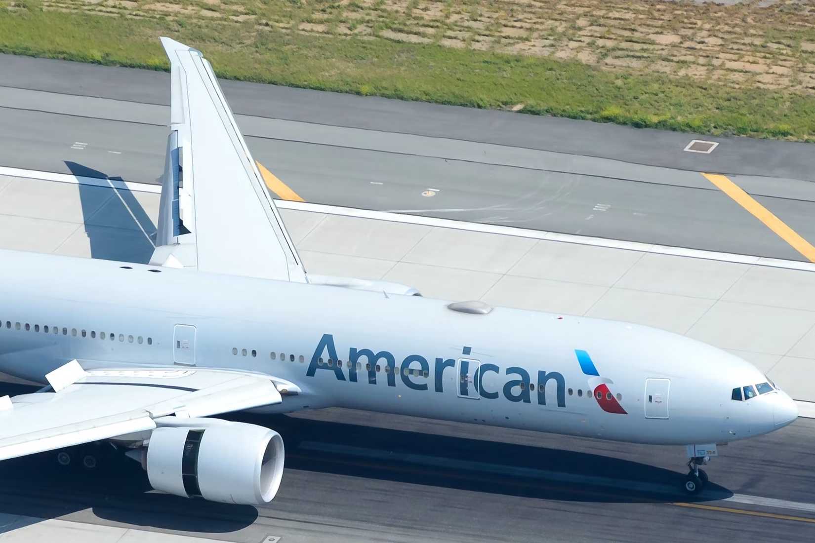 Why Did American Airlines Order The Boeing 777-300ER?