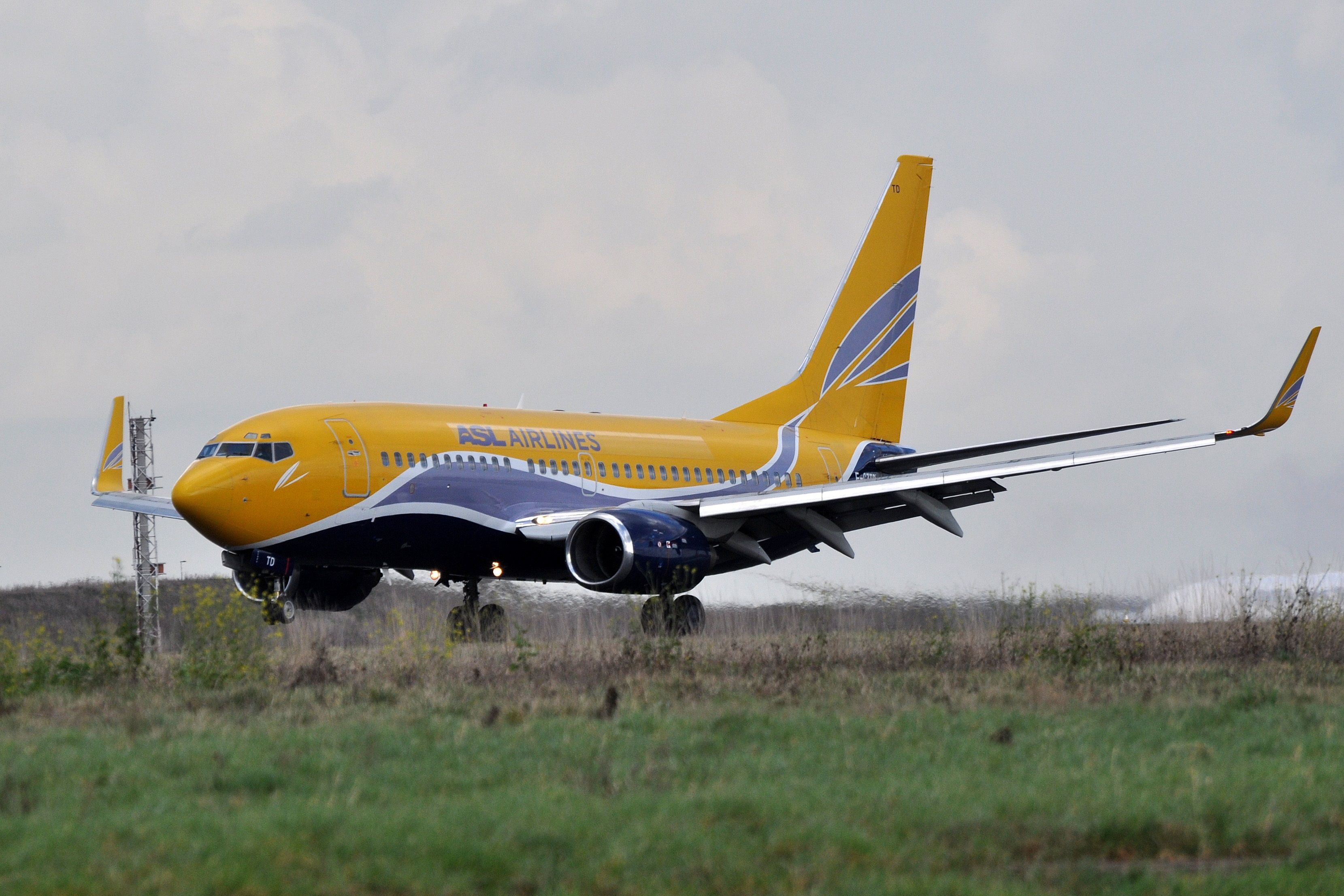 ASL Airlines Plans 6 Hour 30 Minute Domestic Transatlantic Boeing 737 Flights