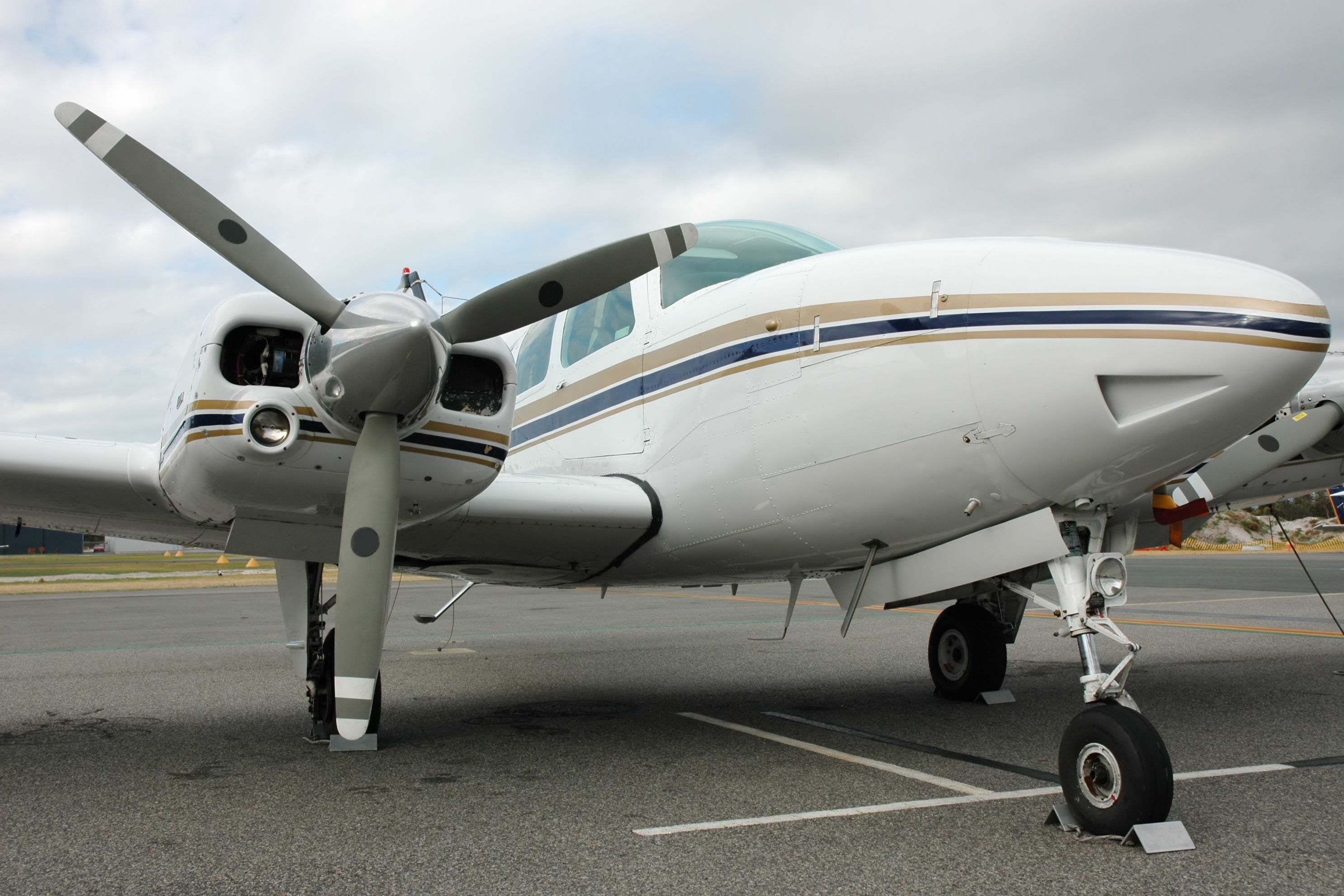 The Twin-Engined Piston Beechcraft Plane: A Guide To The Beechcraft Baron