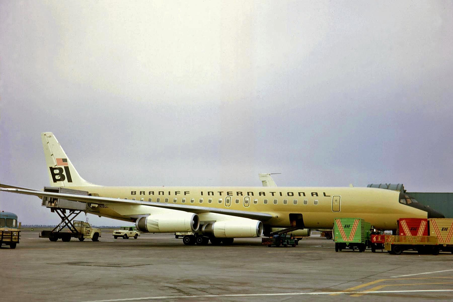 Braniff International: A Trailblazer In Airline Livery Design