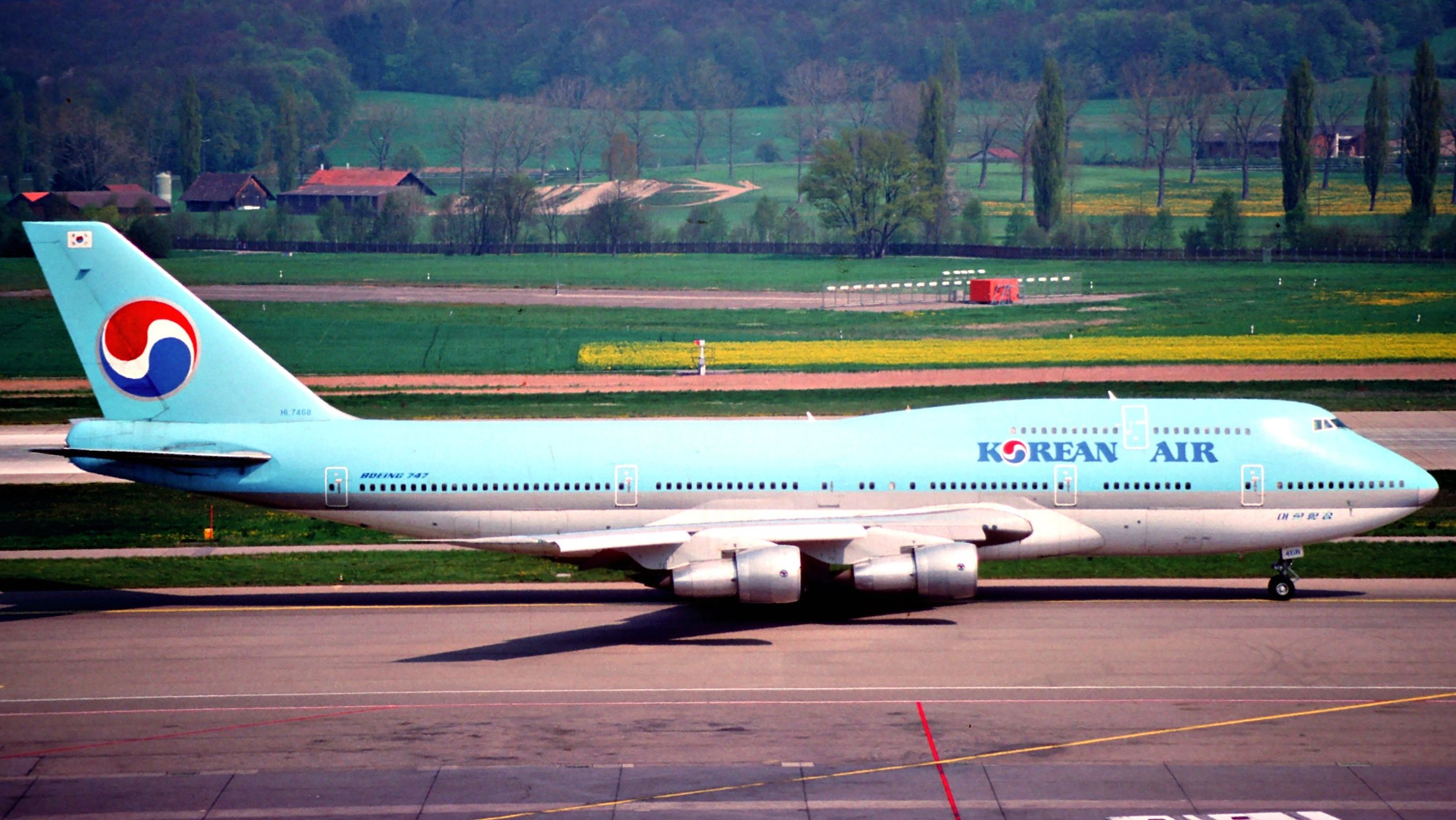 Korean Air Flight 801: The Story Of The Boeing 747-300's Only