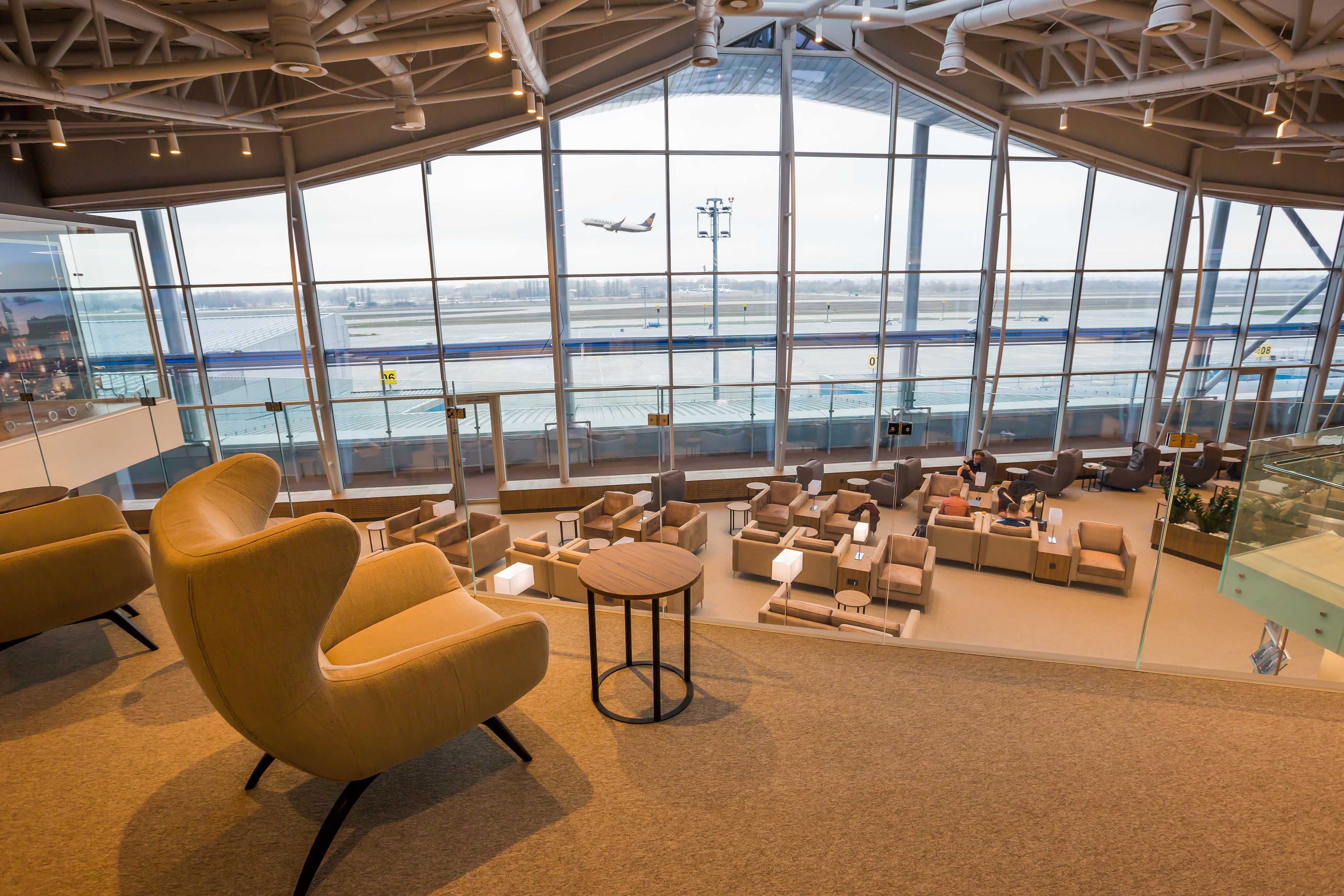 4 Lounges With Unique Catering Options