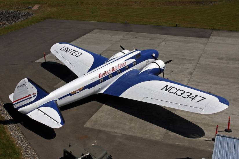 Avion Miniature Schabak 1/250 - Douglas DC-3 Delta Air Lines - Occasion