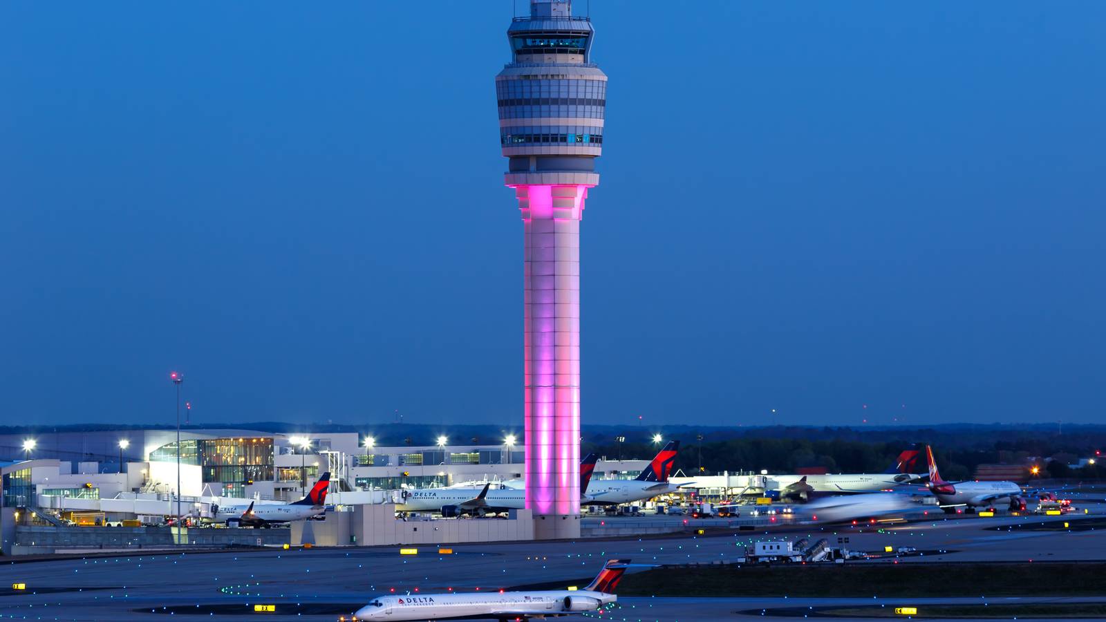 Atlanta's Hartsfield-Jackson Airport Reopens 6 Gates After Reaching Concourse D Project Milestone