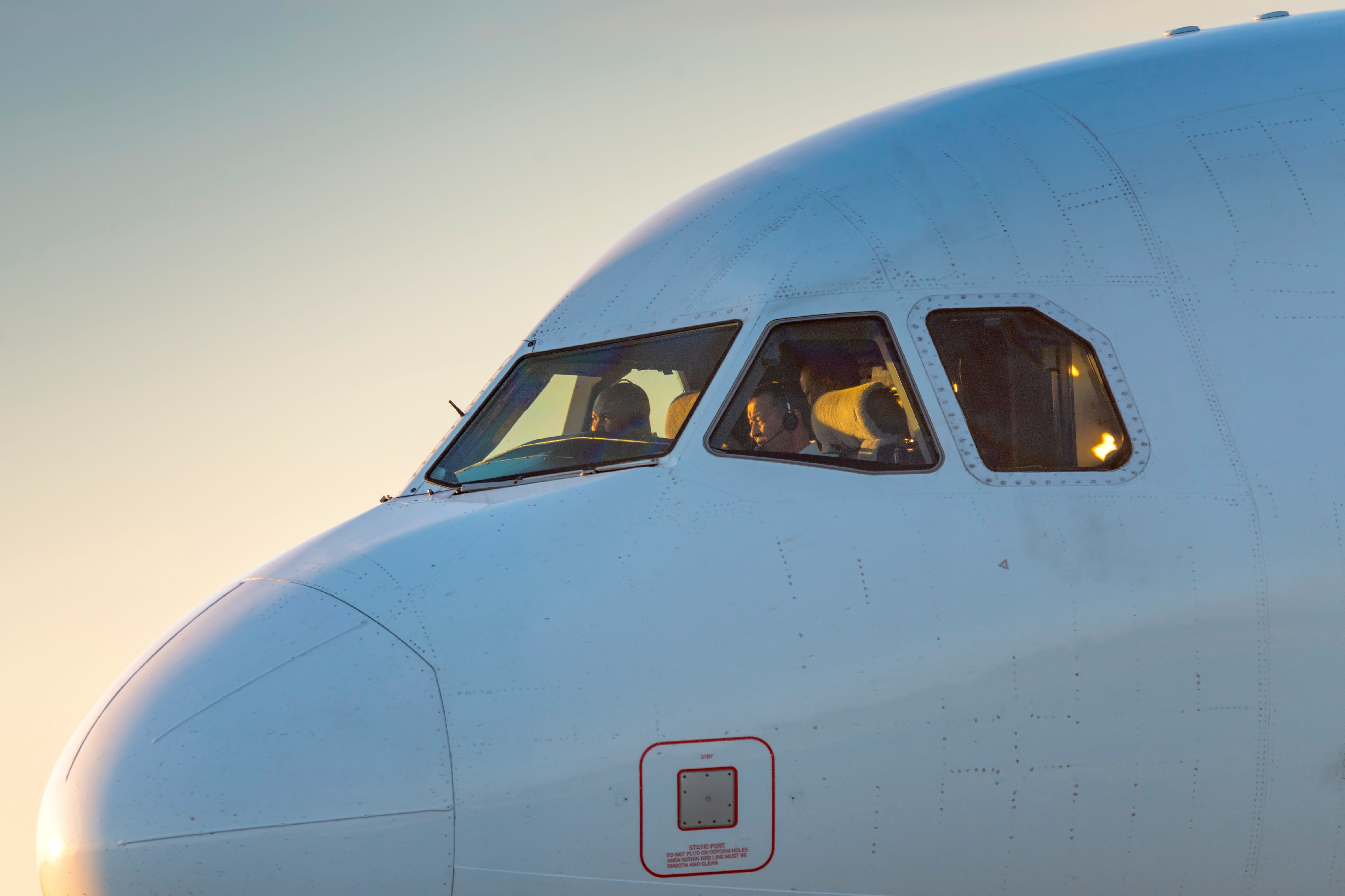 How Much (Or Little) Can Pilots See From The Cockpit When Taxiing?