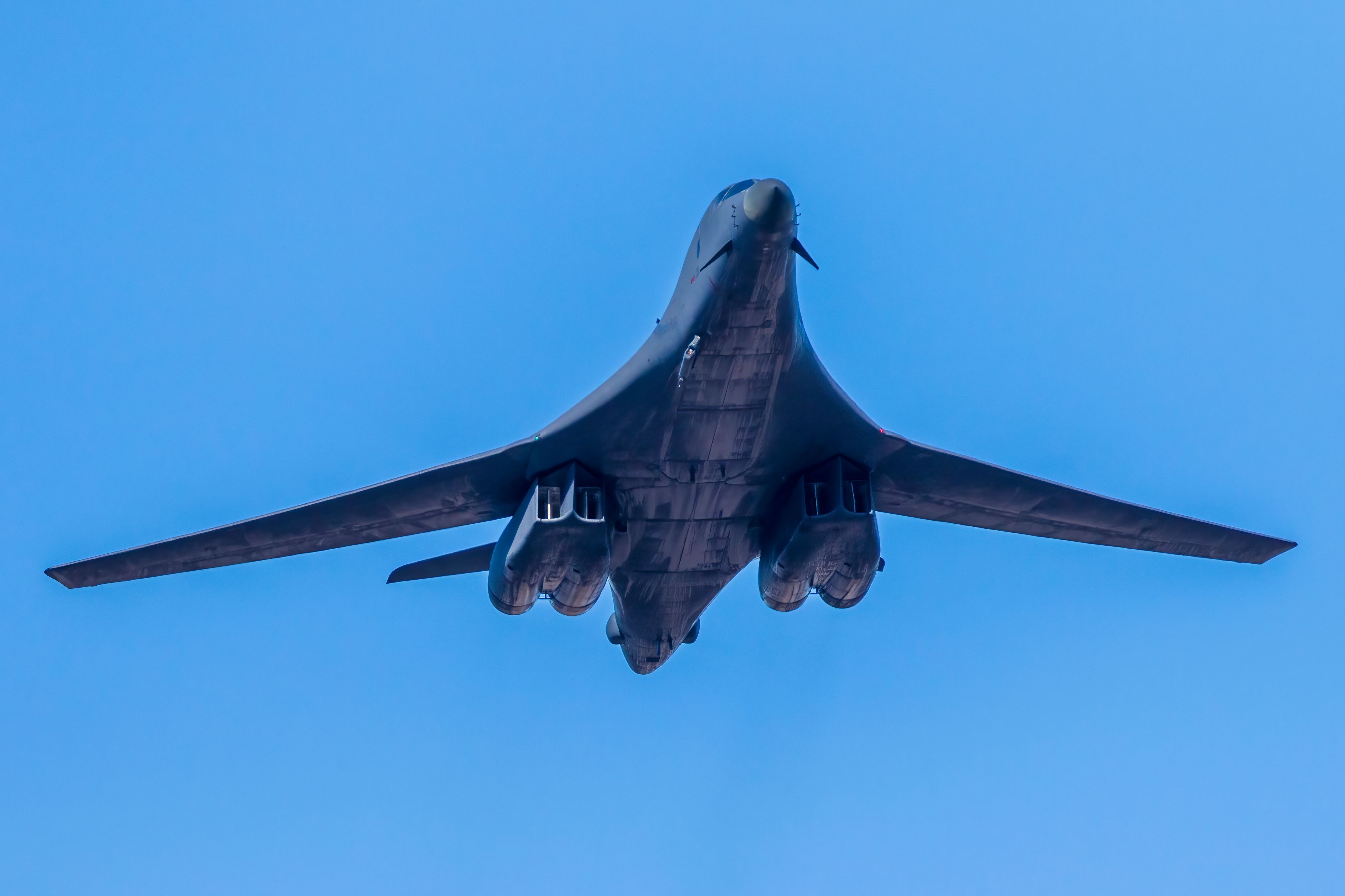 US Air Force B-1Bs Meet Russian MiG Fighter Jet During Barents Sea Mission With Norway