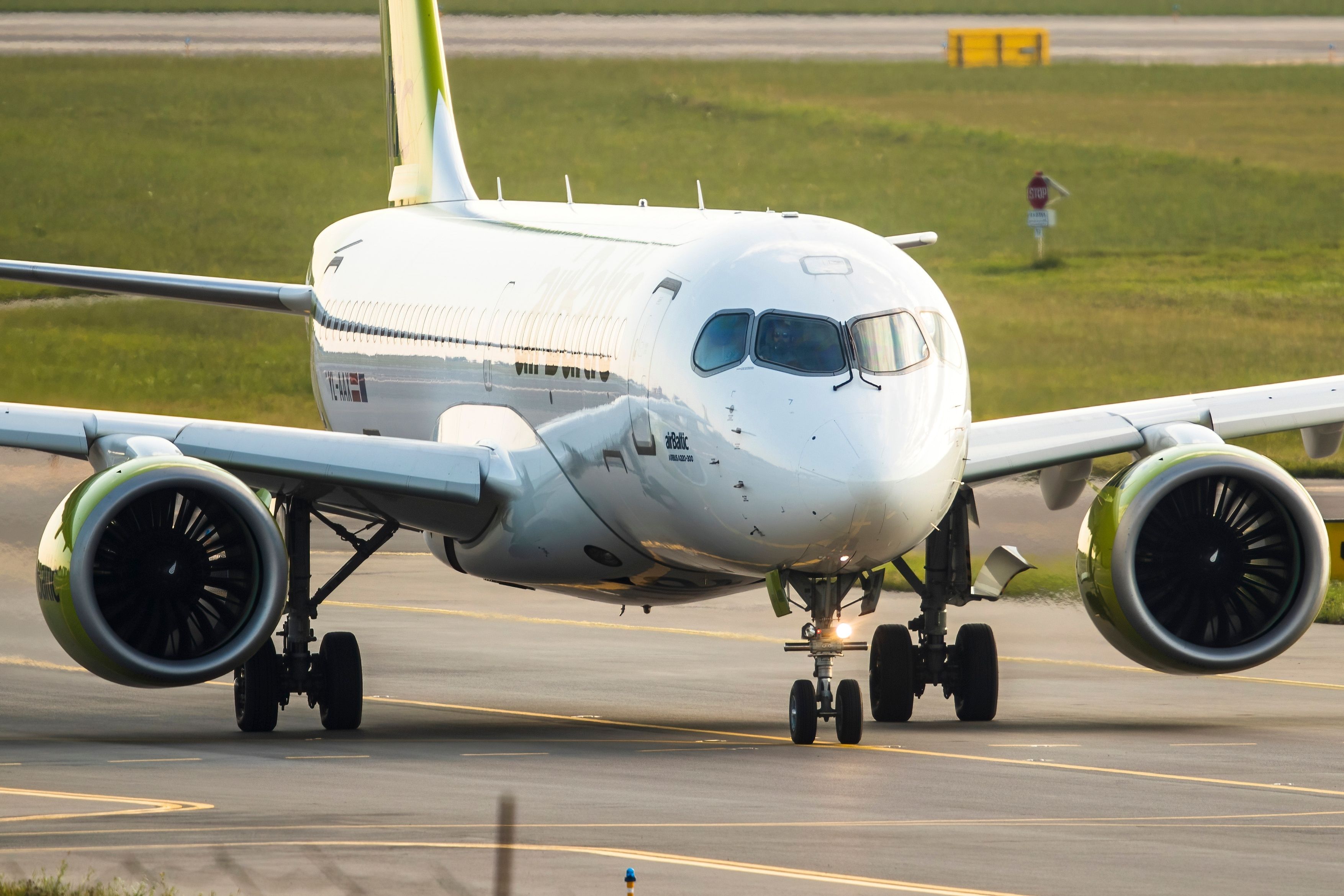 airBaltic CEO Says Airline Is On Track To Deliver Free Starlink WiFi Soon