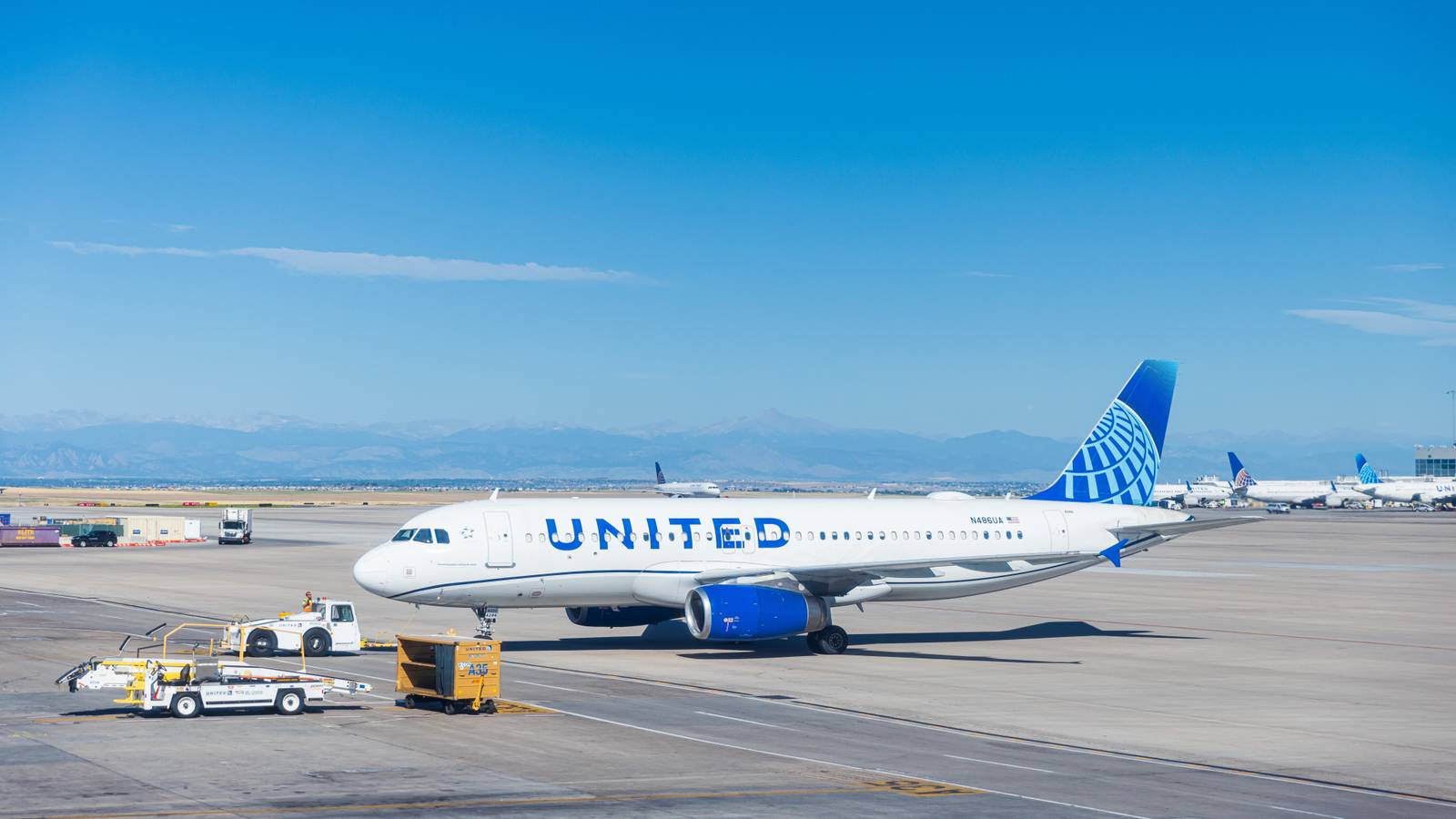 United Airlines Airbus A320 Diverts To Los Angeles Amid Hydraulic Failure