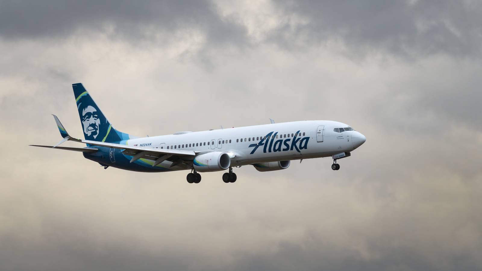 Alaska Airlines Is Offering Up To 50% Off Awards For Fall Travel