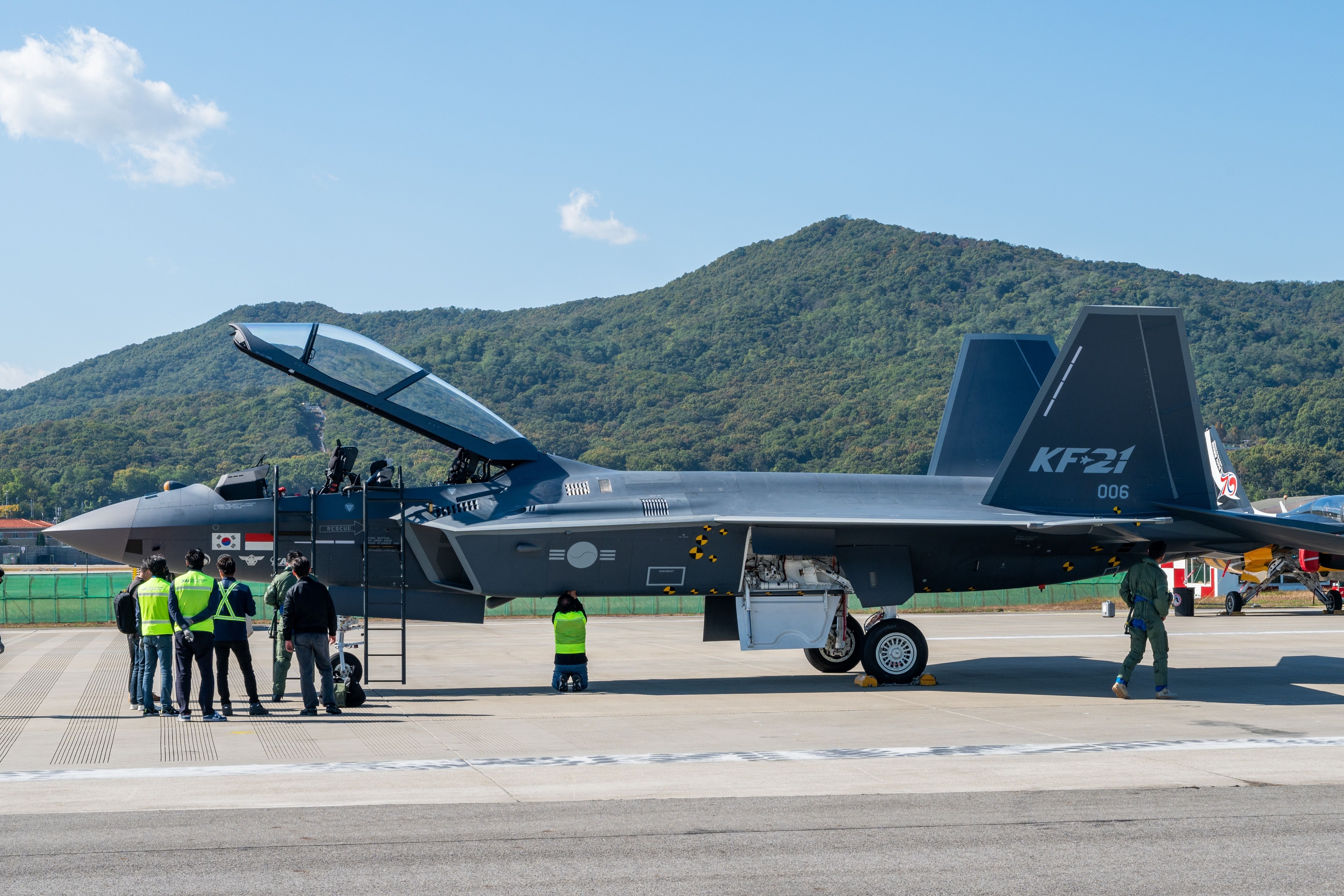 Police Raid Korea Aerospace Office: 2 Engineers Accused Of Leaking KF-21 Fighter Jet Tech
