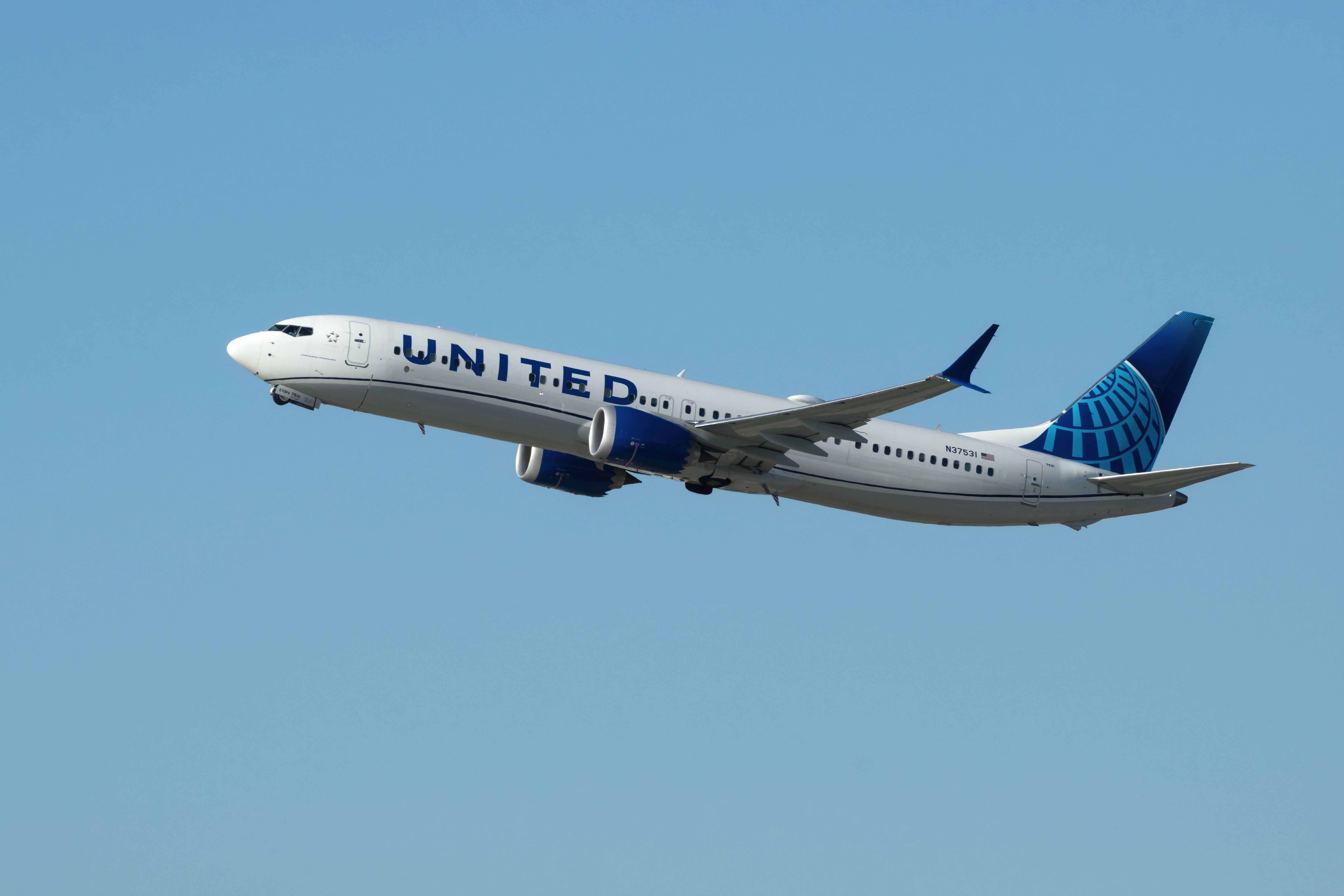 Boeing Delivery Delays Force United Airlines To Pause Pilot Hiring