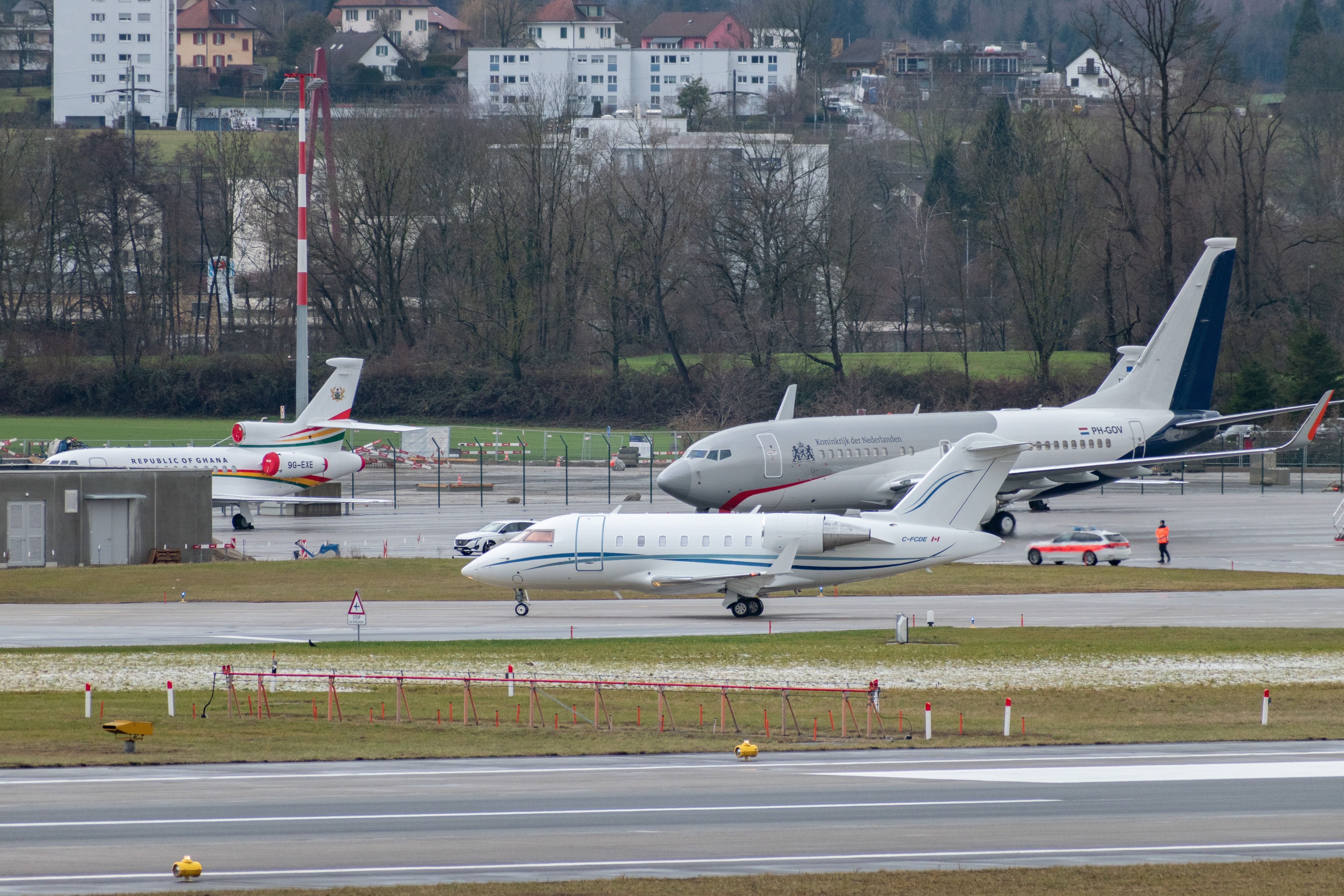Private Jets: Are Tips Expected By The Crew?