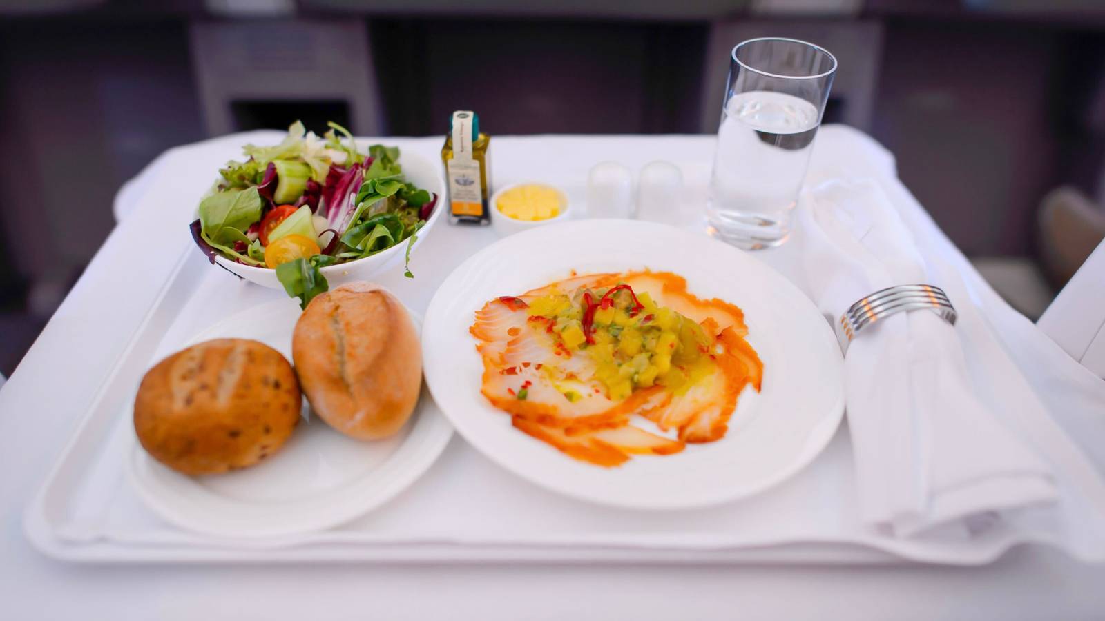 Which Airlines Offer Dine-On-Demand Service In Business Class & Why Is It So Rare?