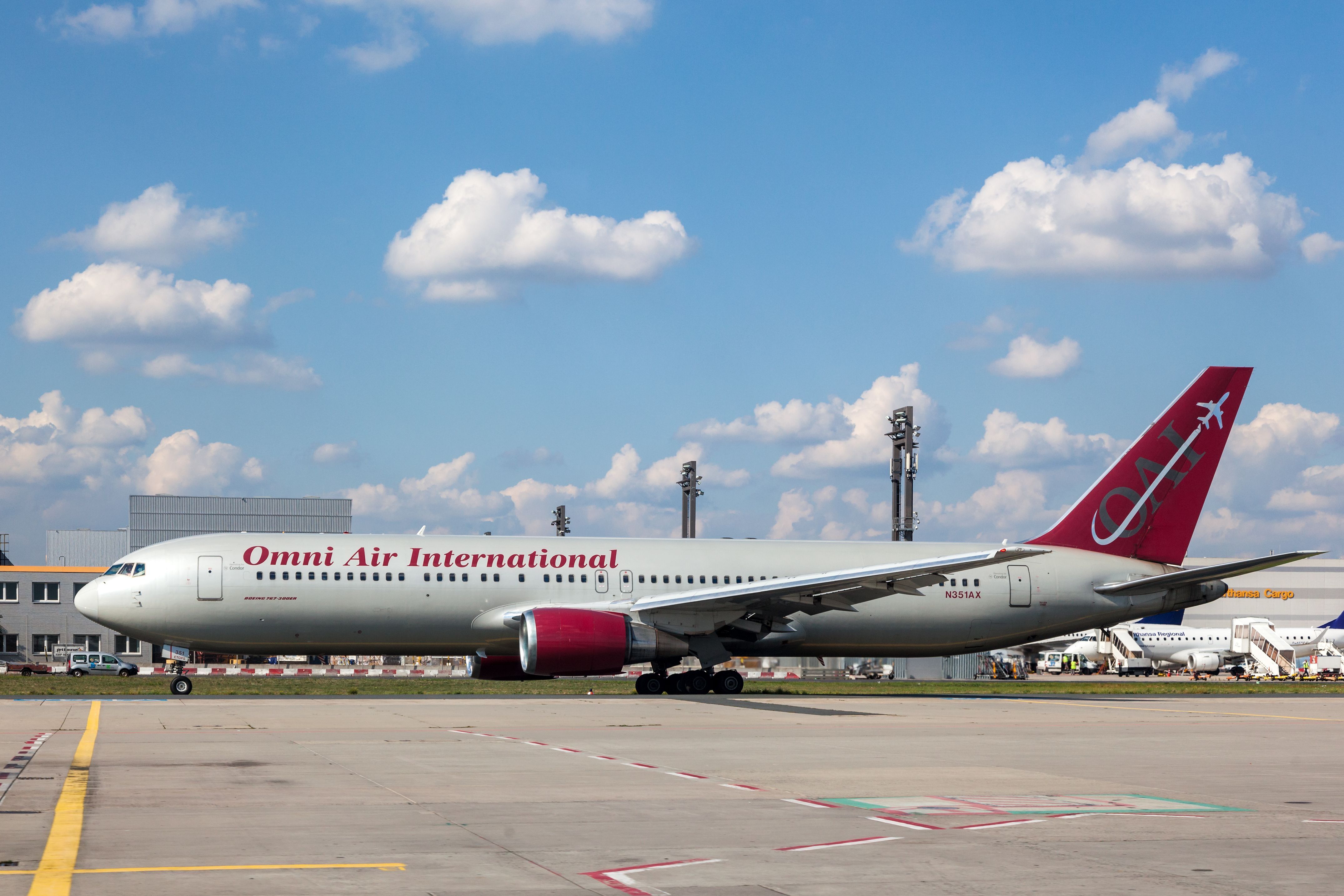 Omni Air Boeing 767-300ER Diverts To Bangor After Engine Rolls Back