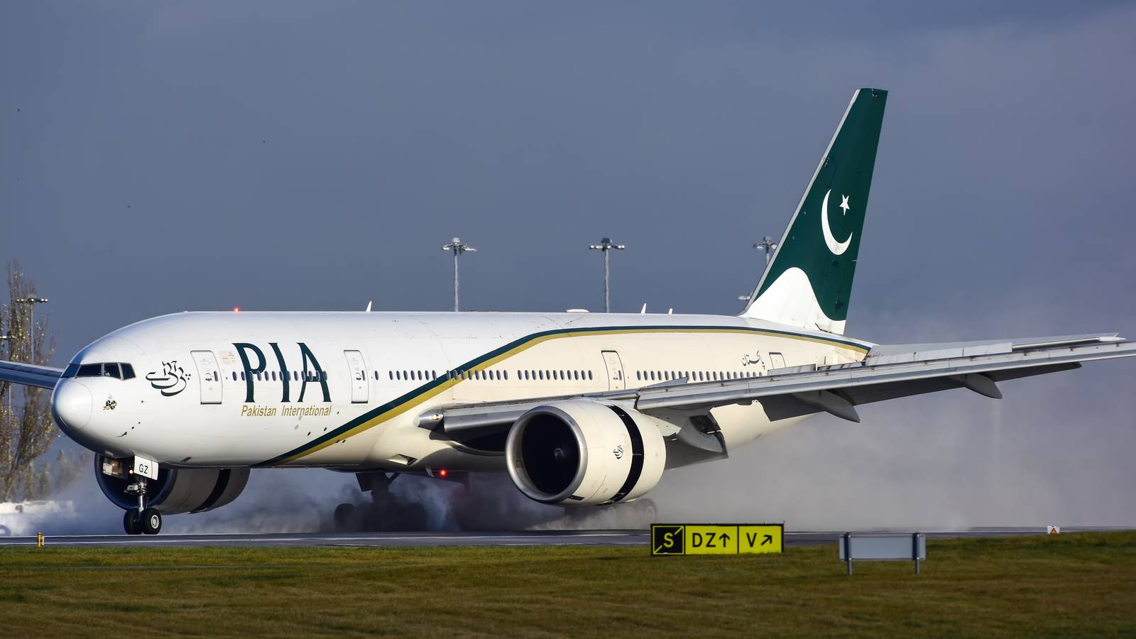 Pakistan International Airlines Flight Attendant Arrested In Toronto