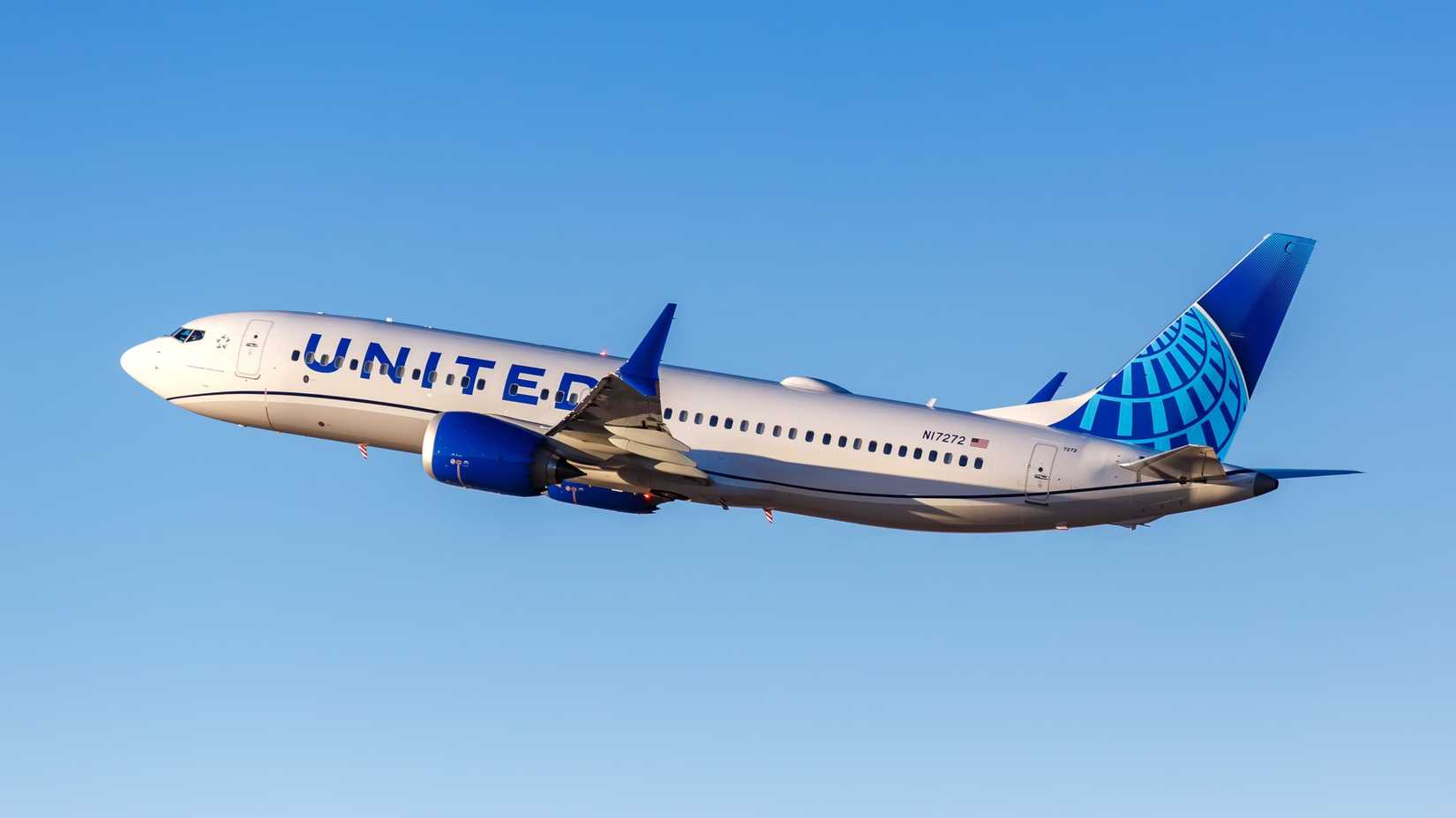 United Airlines Boeing 737 MAX 8