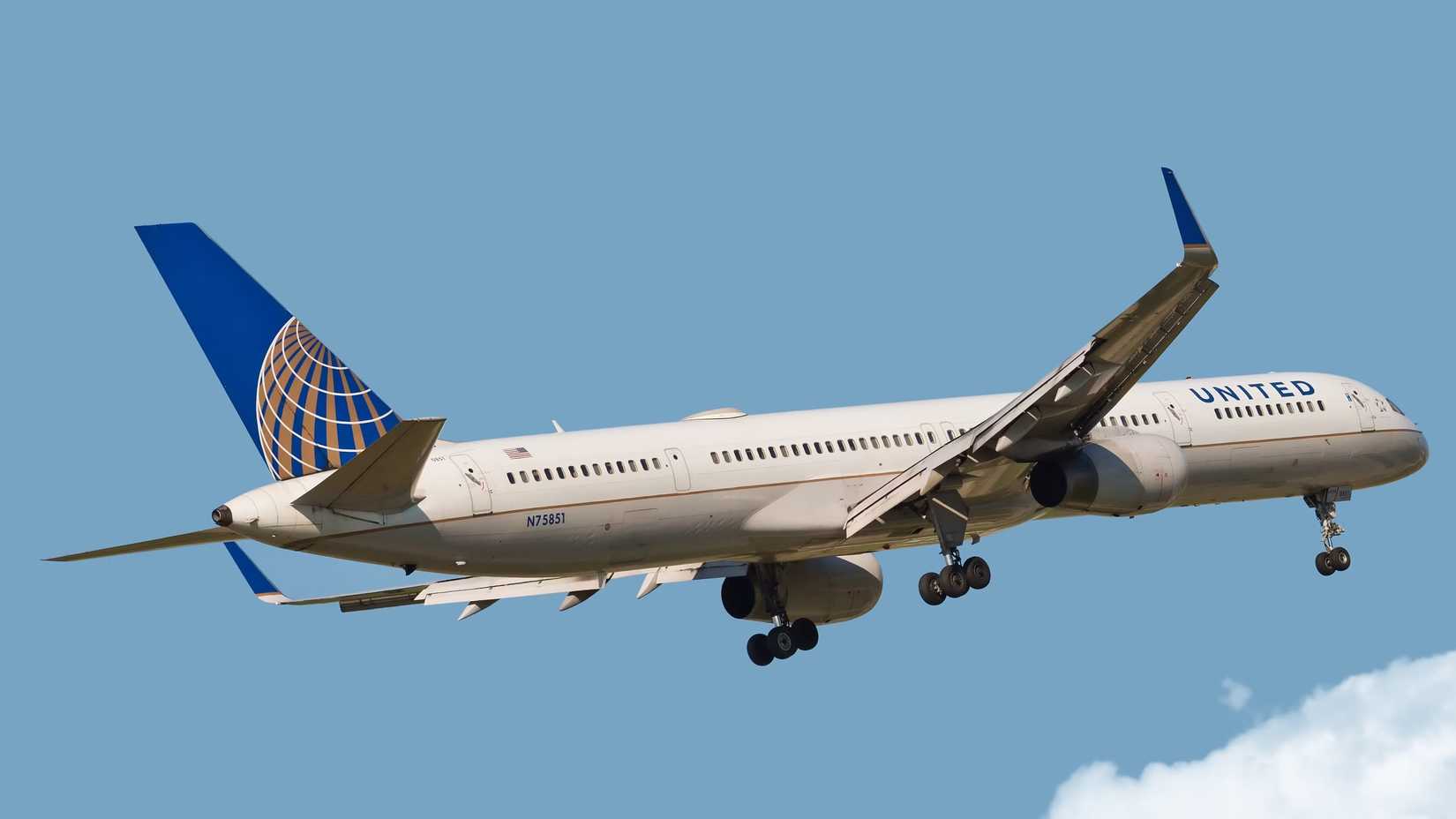Why Did Boeing Develop A Stretched 757 Variant?