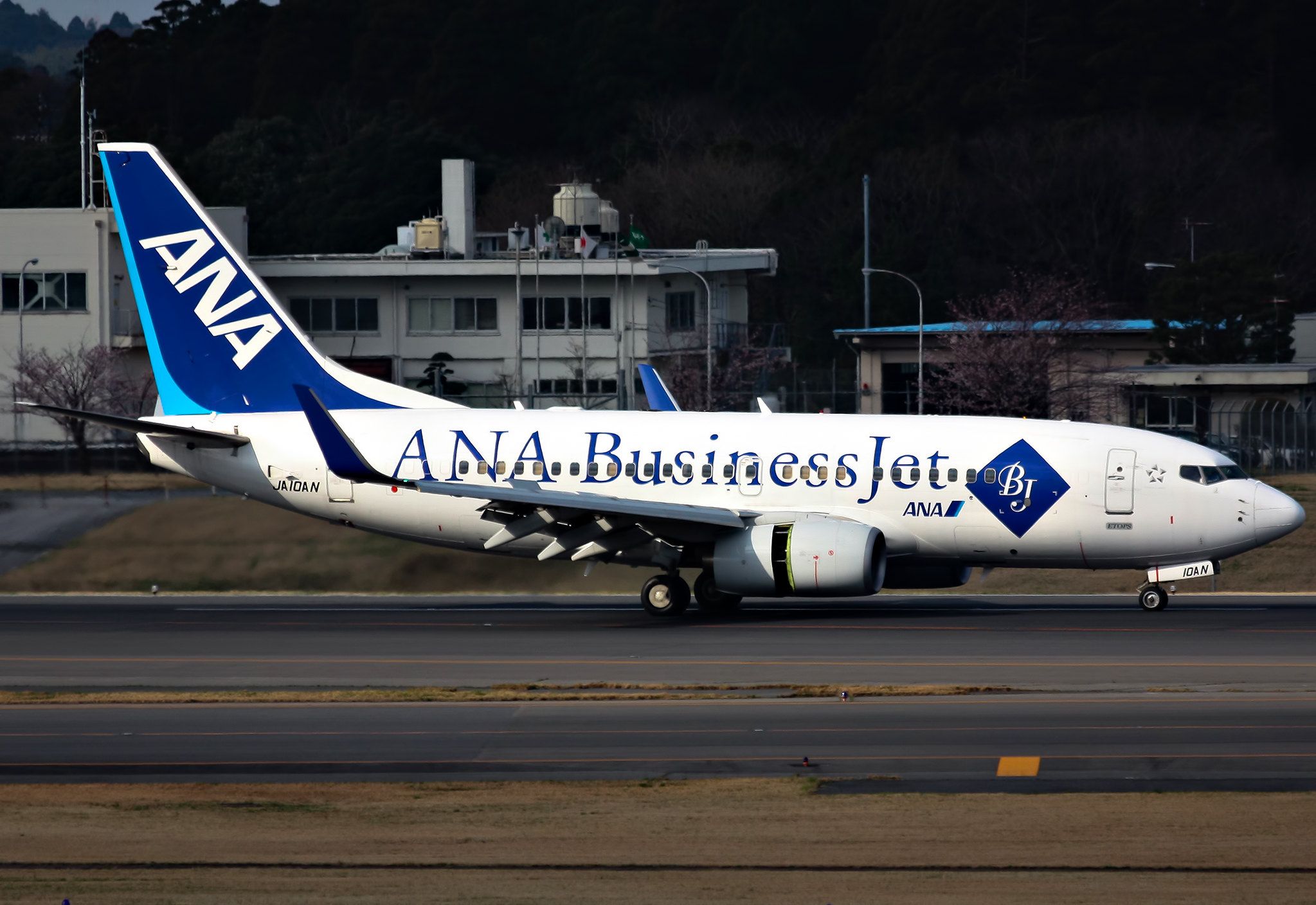ANA　全日空｜B737-700ER｜Inspiration of JAPAN Boeing doubles range of 737-700 to satisfy ANA | News