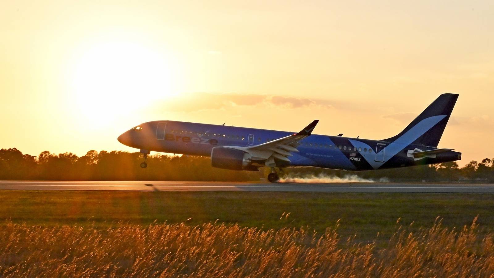 Breeze Airways Announces First Profitable Month Since Launching