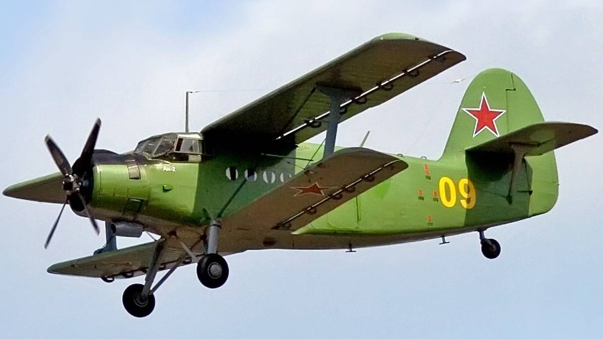Top 5: The Oldest Military Transport Aircraft Still In Service