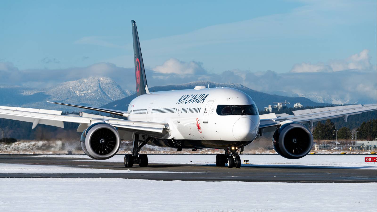 Air Canada Pilots Bring Contract Dispute To Federal Mediators