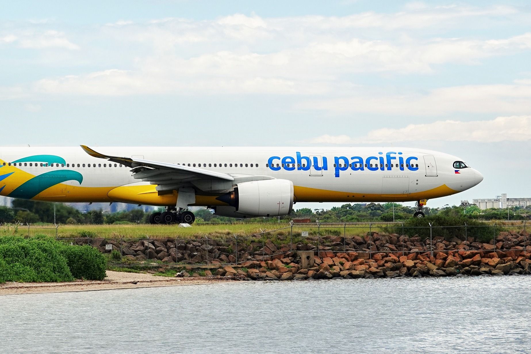 cebu pacific A330-900neo セブパシフィック ph cebu pacific A330-900neo セブパシフィック ph - メルカリ