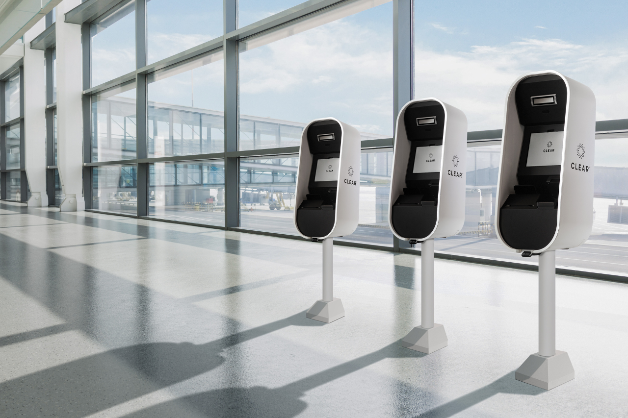 Ways to Save On CLEAR Memberships With Your Frequent Flyer Program