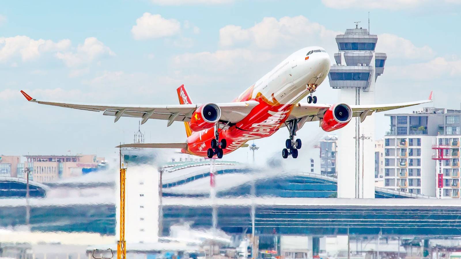 Vietjet Celebrates 10 Years In China With New Destination